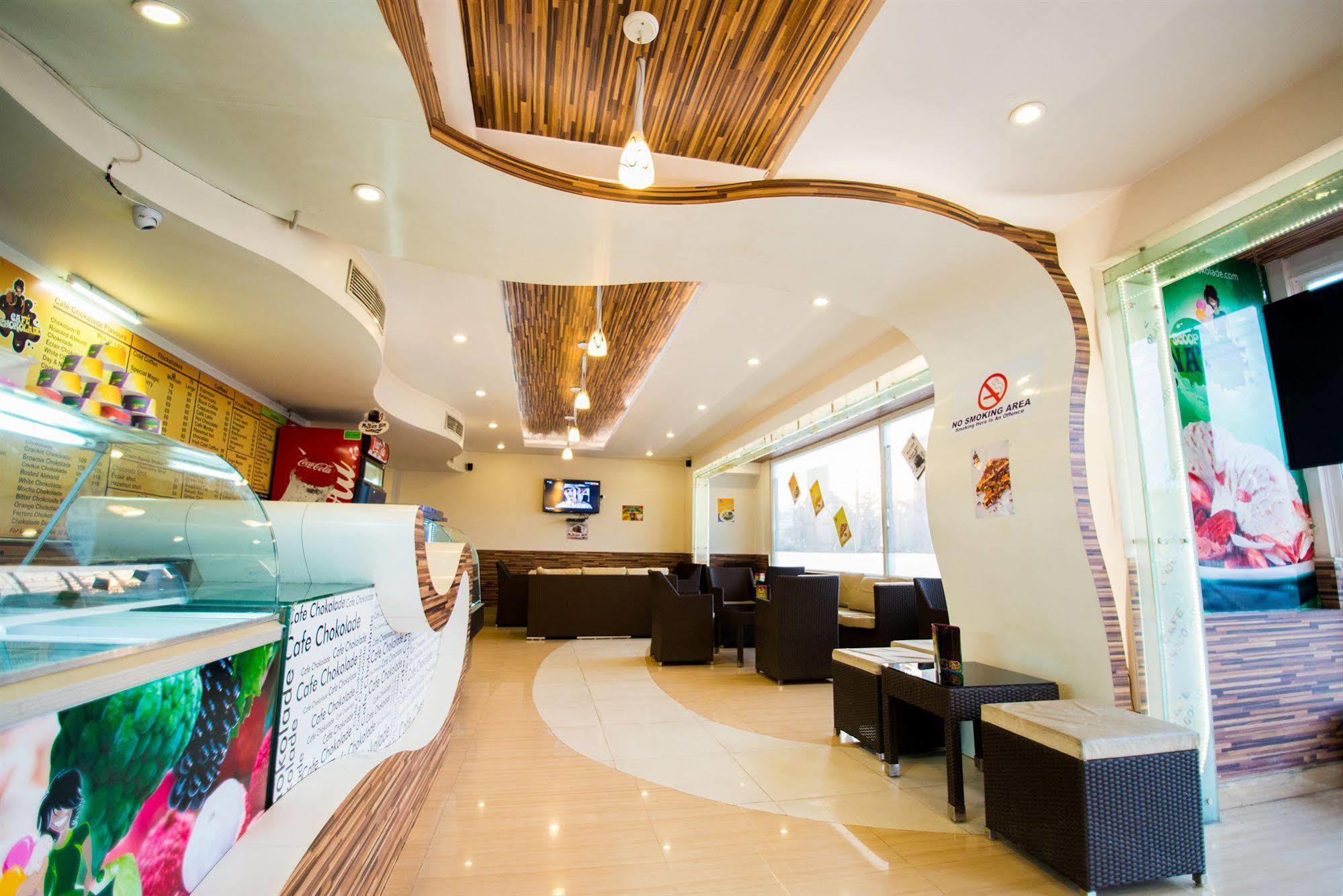 Hotel PR residencia Amritsar Exterior foto