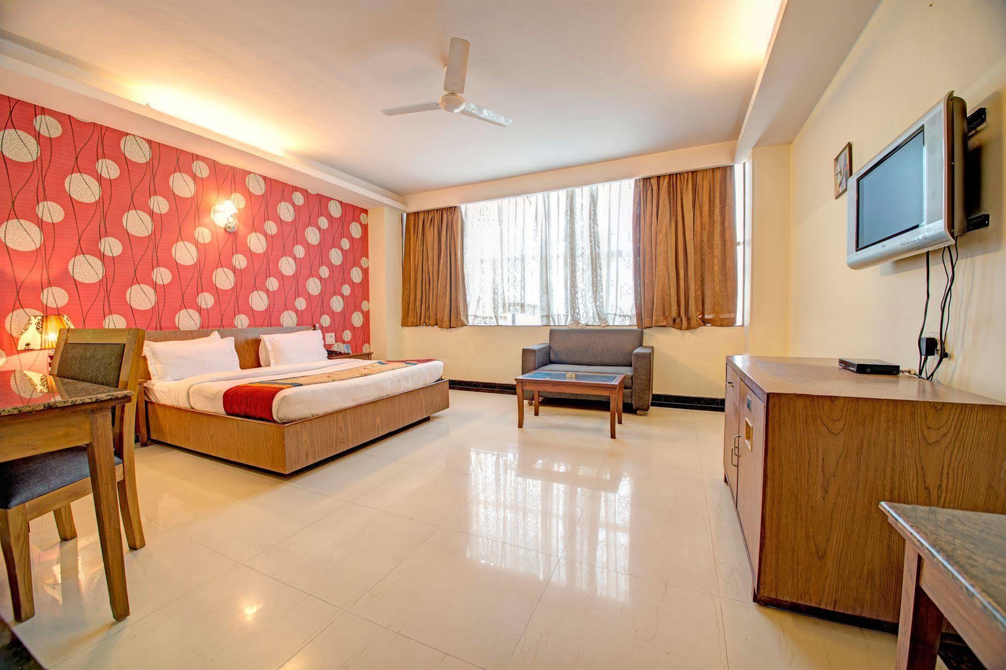 Hotel PR residencia Amritsar Exterior foto