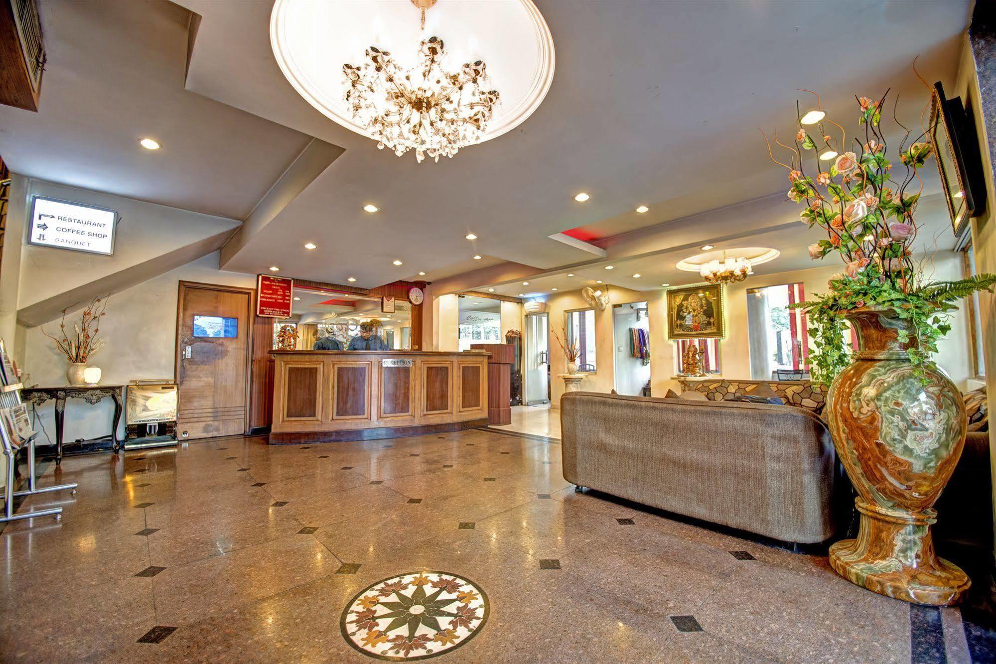 Hotel PR residencia Amritsar Exterior foto